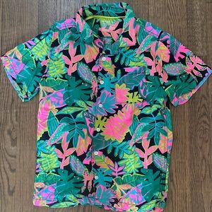 Tropical Print Short Sleeve Shirt. Hawaiian style
